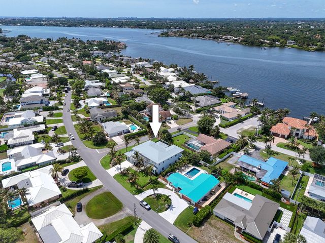 91 Golfview Drive, Tequesta, FL 33469
