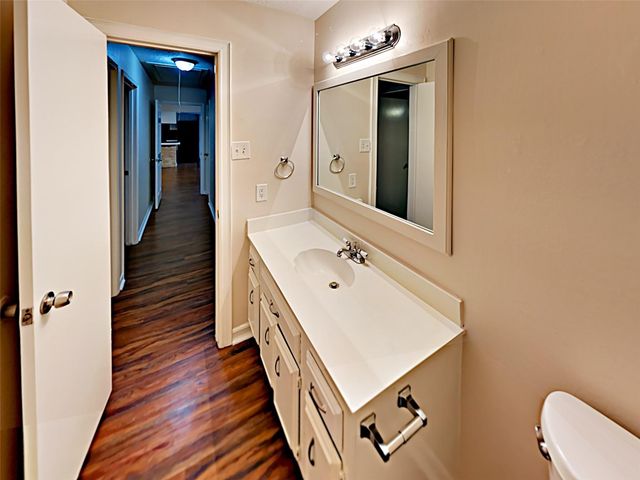 16259 Hollow Wood Drive, Houston, TX 77090