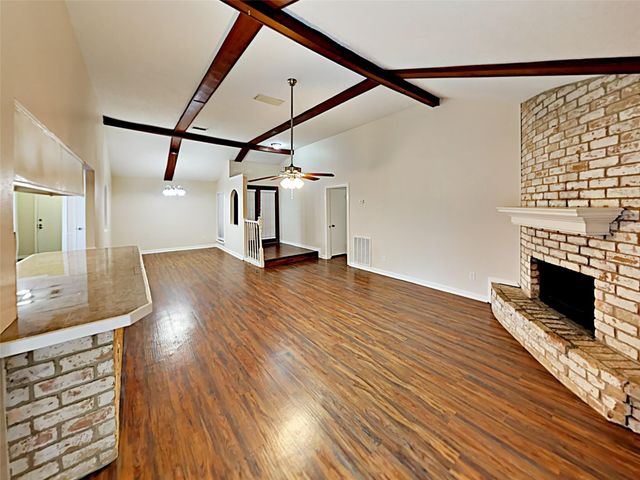 16259 Hollow Wood Drive, Houston, TX 77090