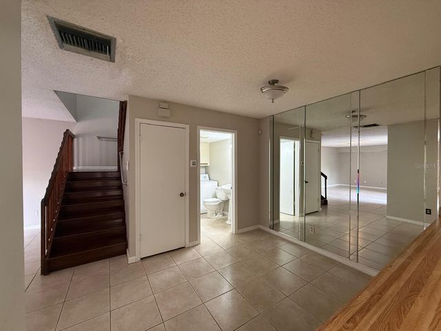 5296 CYPRESS COURT 433, Orlando, FL 32811