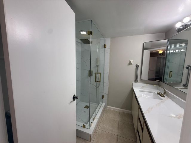 5296 CYPRESS COURT 433, Orlando, FL 32811