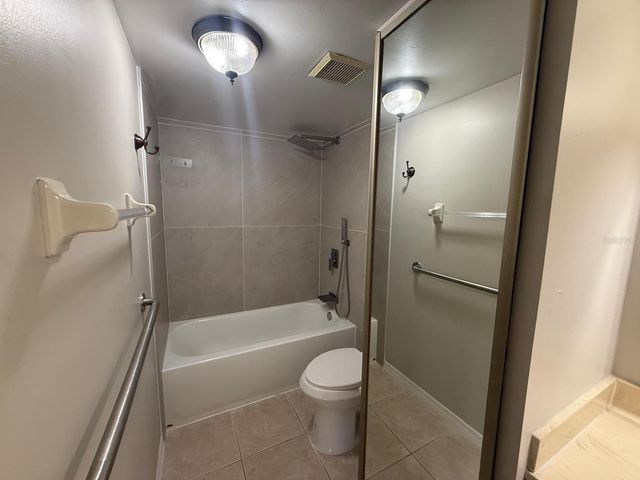 5296 CYPRESS COURT 433, Orlando, FL 32811