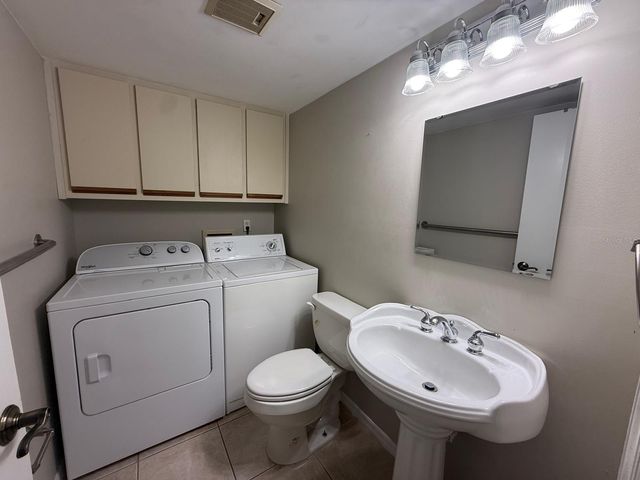 5296 CYPRESS COURT 433, Orlando, FL 32811