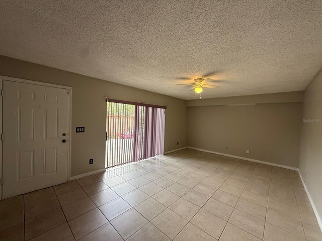 5296 CYPRESS COURT 433, Orlando, FL 32811