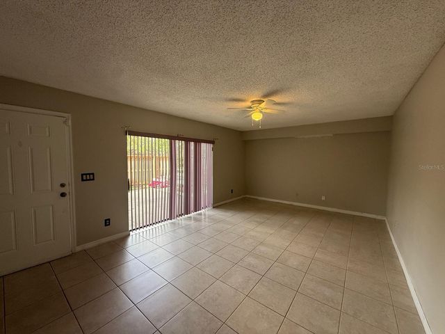 5296 CYPRESS COURT 433, Orlando, FL 32811