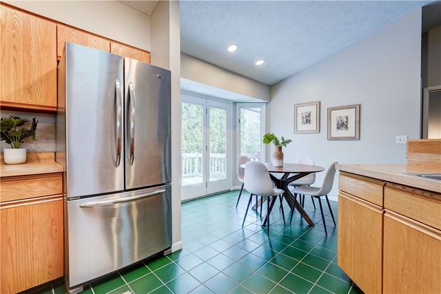 26 Markay Court, Brighton, NY 14618