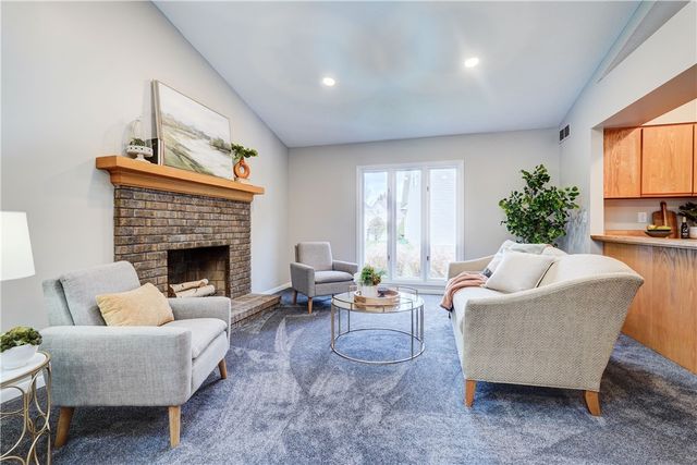 26 Markay Court, Brighton, NY 14618