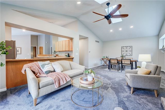 26 Markay Court, Brighton, NY 14618