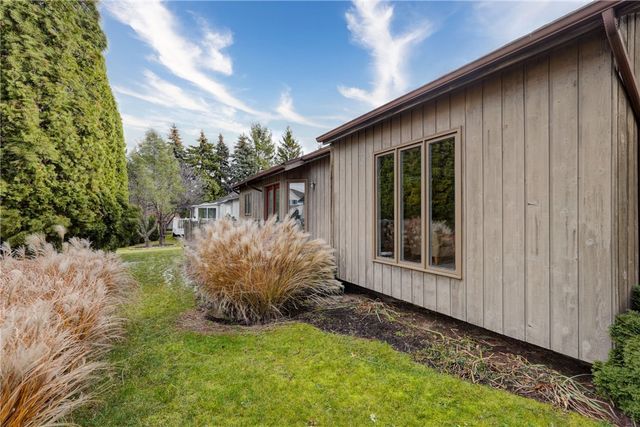 26 Markay Court, Brighton, NY 14618