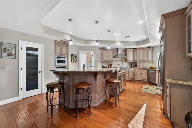 1425 E Decatur Avenue, Fresno, CA 93720