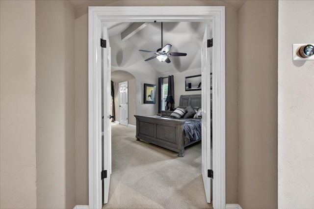 1425 E Decatur Avenue, Fresno, CA 93720