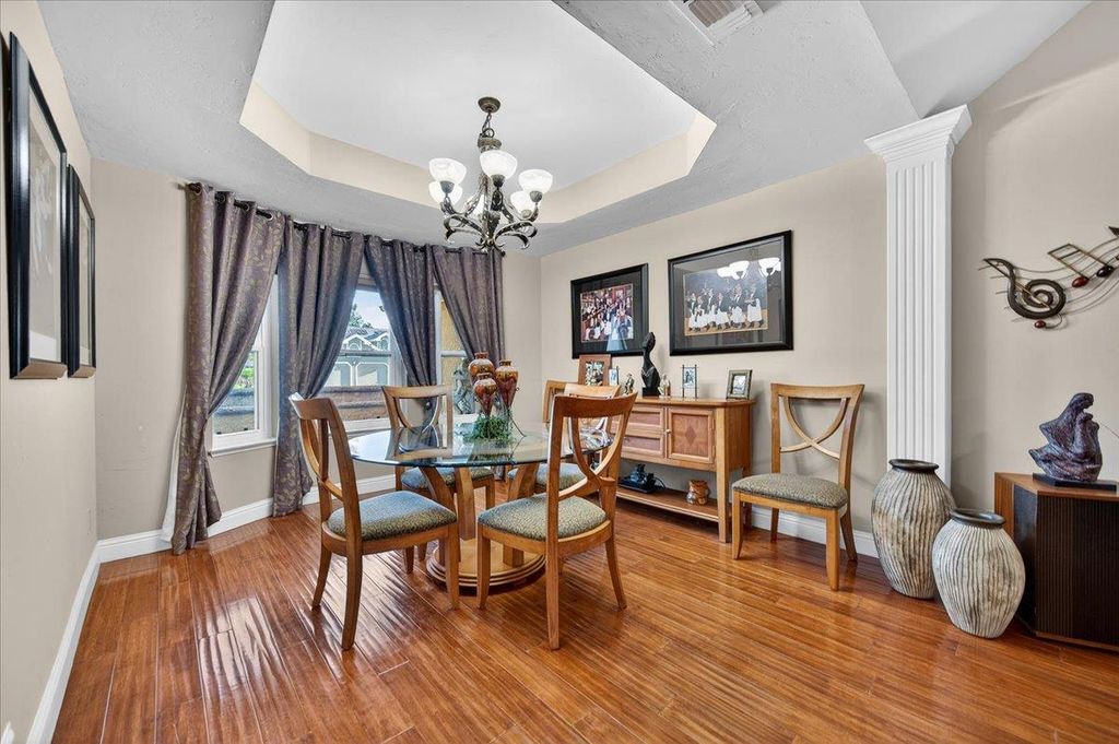 Image 14 of property listing at 1425 E Decatur Avenue, Fresno, CA 93720