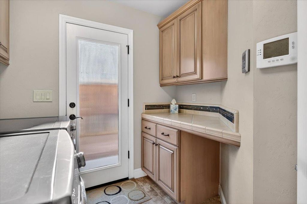 Image 24 of property listing at 1425 E Decatur Avenue, Fresno, CA 93720