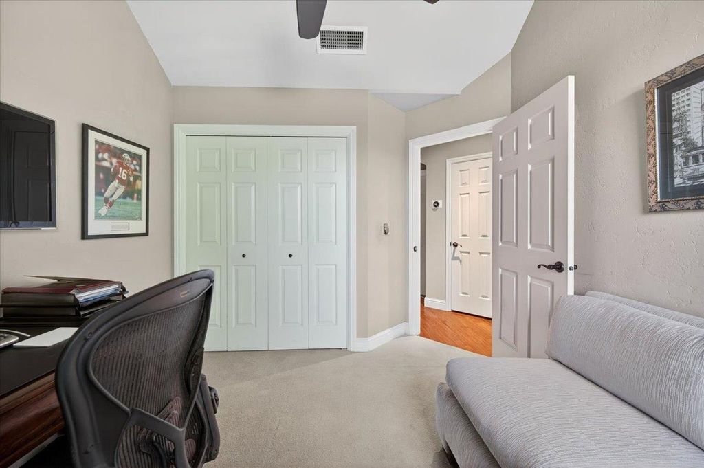 Image 32 of property listing at 1425 E Decatur Avenue, Fresno, CA 93720