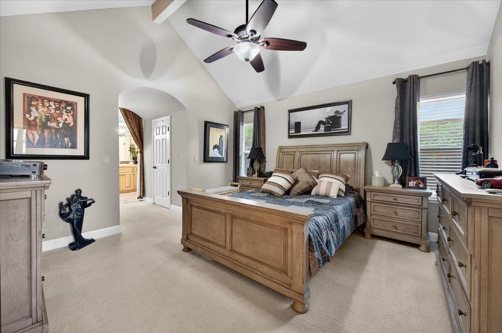 Image 38 of property listing at 1425 E Decatur Avenue, Fresno, CA 93720