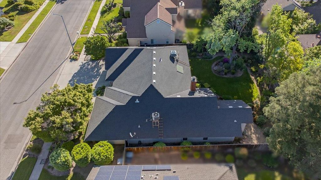 Image 64 of property listing at 1425 E Decatur Avenue, Fresno, CA 93720