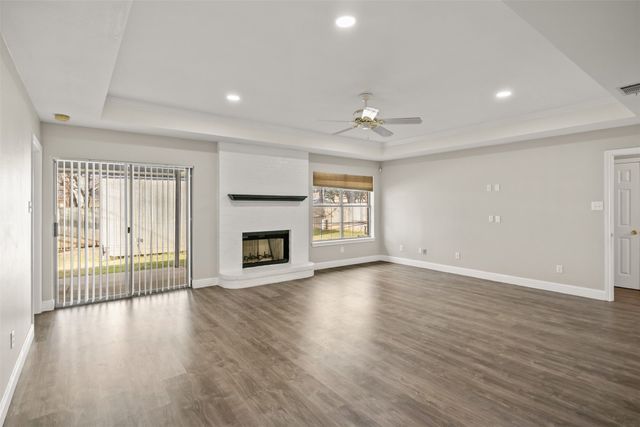 620 Honeysuckle Lane, Cedar Hill, TX 75104