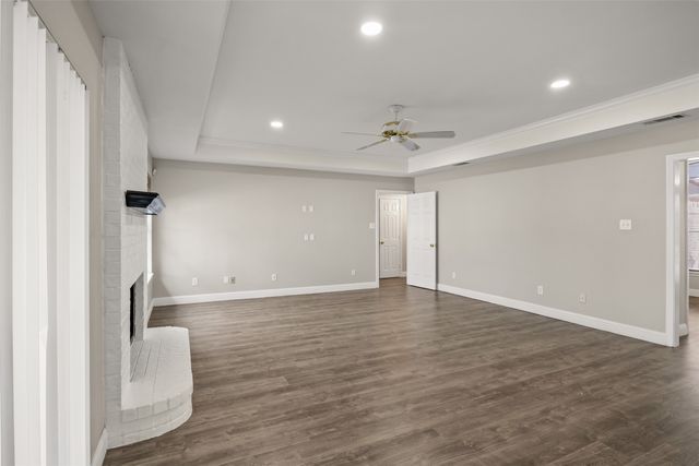 620 Honeysuckle Lane, Cedar Hill, TX 75104