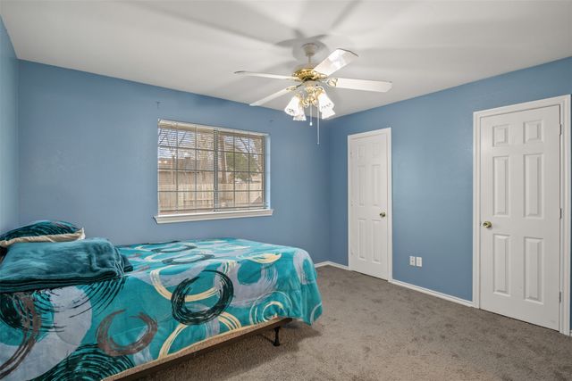620 Honeysuckle Lane, Cedar Hill, TX 75104