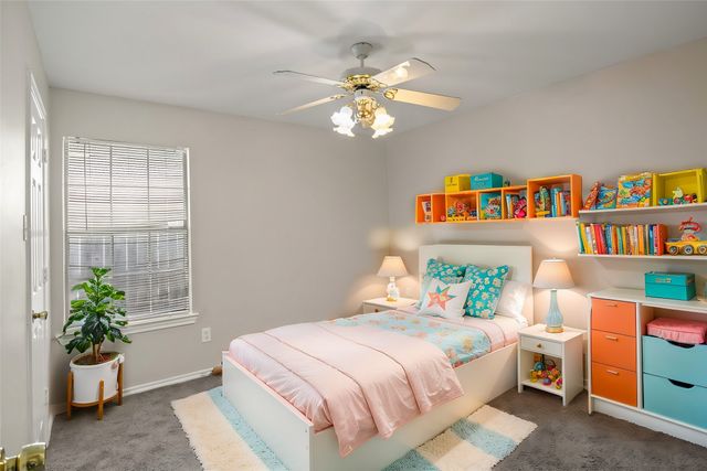 620 Honeysuckle Lane, Cedar Hill, TX 75104