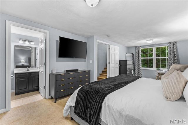 9003 Olinda Drive, Fairview Heights, IL 62208