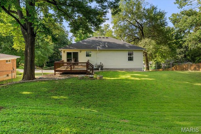 9003 Olinda Drive, Fairview Heights, IL 62208
