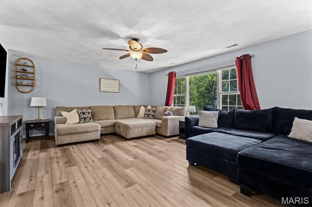 9003 Olinda Drive, Fairview Heights, IL 62208