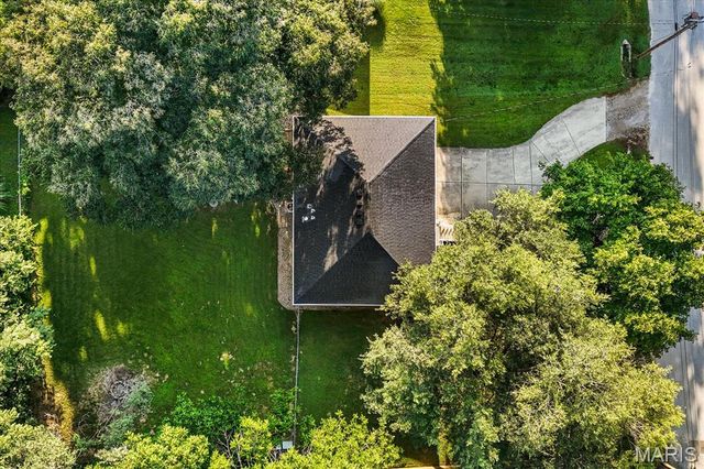 9003 Olinda Drive, Fairview Heights, IL 62208
