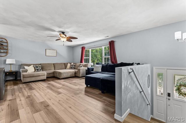 9003 Olinda Drive, Fairview Heights, IL 62208