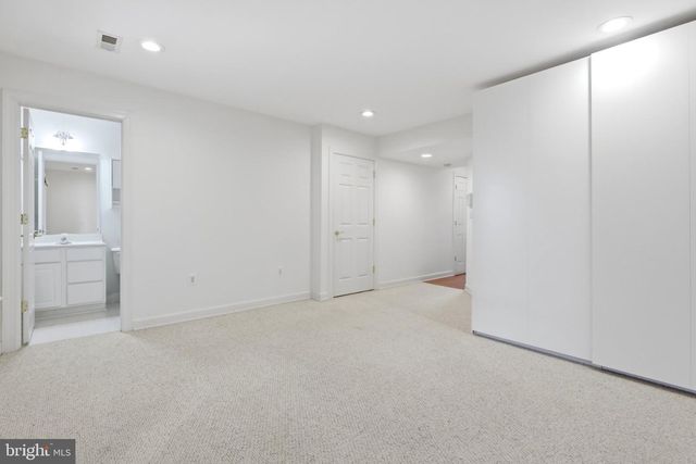 8154 RAINWATER CIR, Manassas, VA 20111