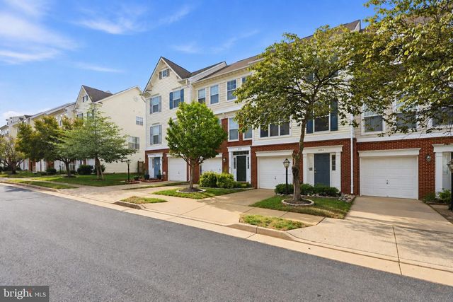 8154 RAINWATER CIR, Manassas, VA 20111