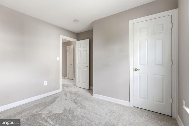 8154 RAINWATER CIR, Manassas, VA 20111