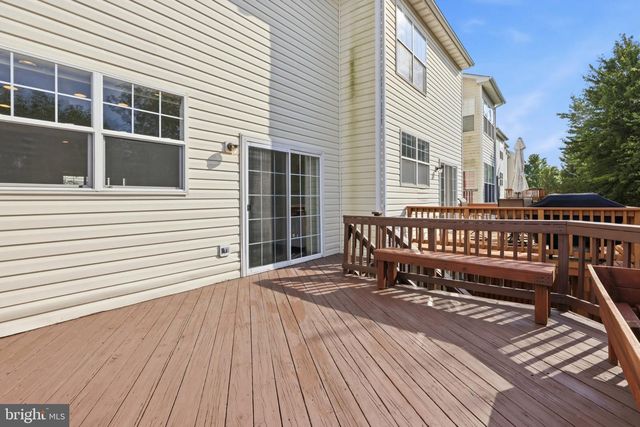 8154 RAINWATER CIR, Manassas, VA 20111