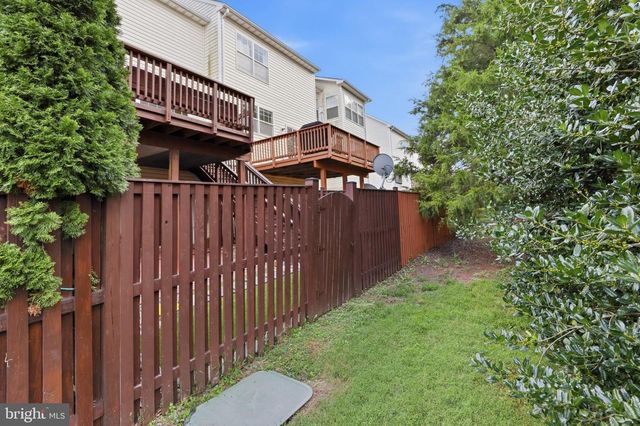 8154 RAINWATER CIR, Manassas, VA 20111