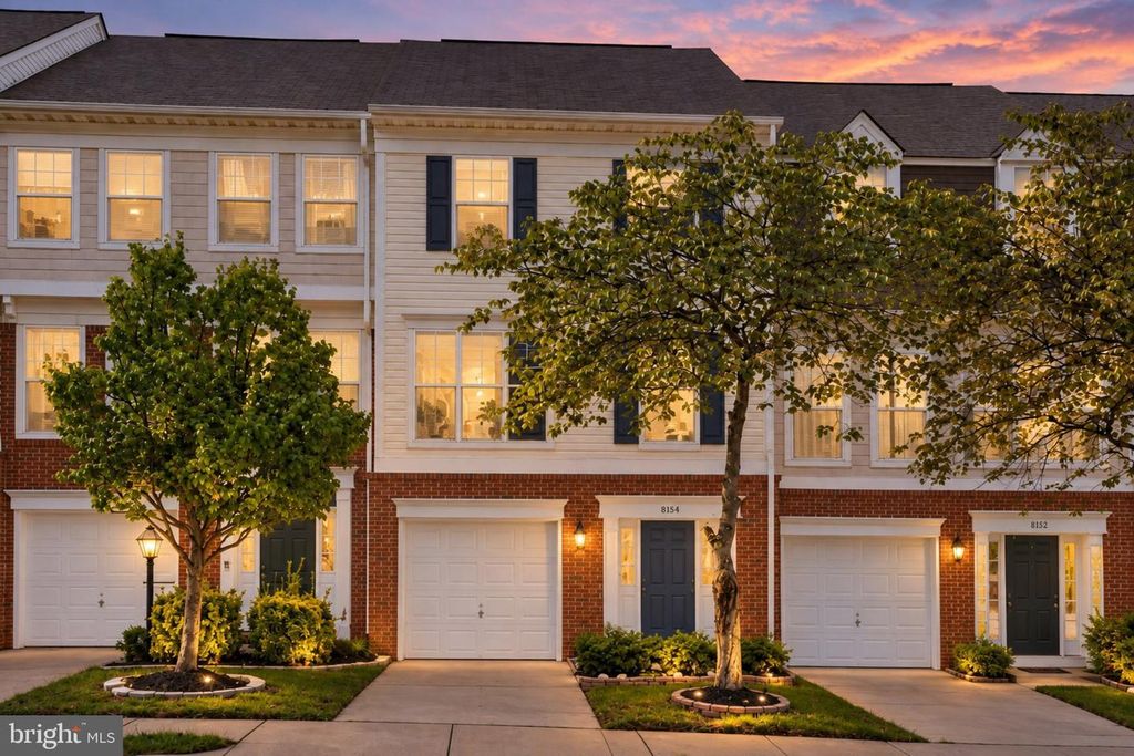 8154 RAINWATER CIR, Manassas, VA 20111