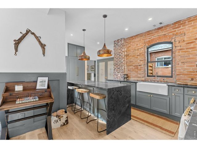 946 Portland Pl, Boulder, CO 80304