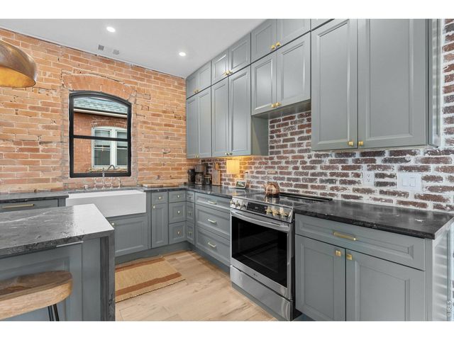 946 Portland Pl, Boulder, CO 80304