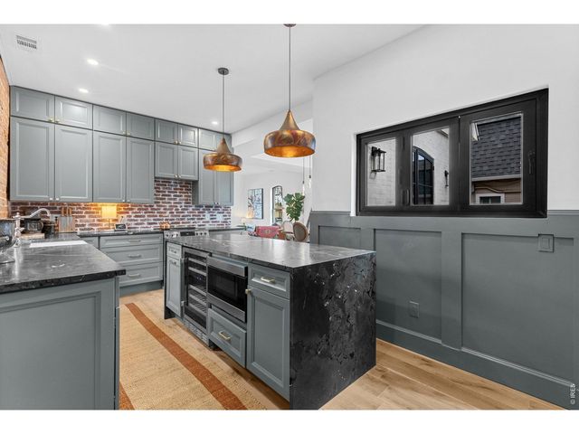 946 Portland Pl, Boulder, CO 80304