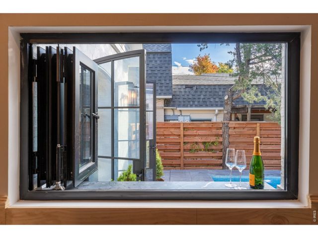 946 Portland Pl, Boulder, CO 80304