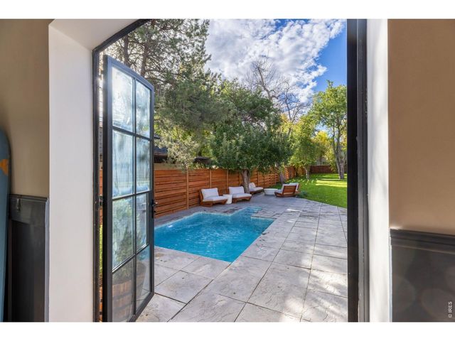 946 Portland Pl, Boulder, CO 80304