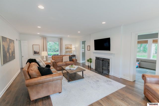 1234 Fall Creek Road, Lincoln, NE 68510