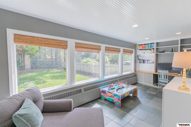 1234 Fall Creek Road, Lincoln, NE 68510