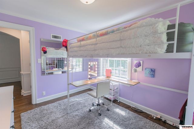 1234 Fall Creek Road, Lincoln, NE 68510