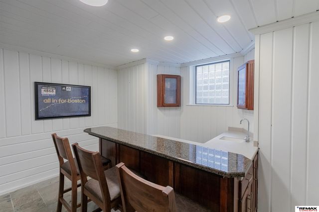 1234 Fall Creek Road, Lincoln, NE 68510