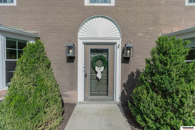 1234 Fall Creek Road, Lincoln, NE 68510