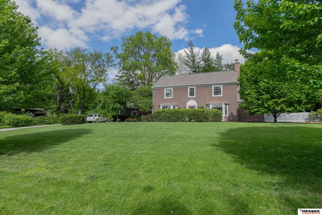 1234 Fall Creek Road, Lincoln, NE 68510