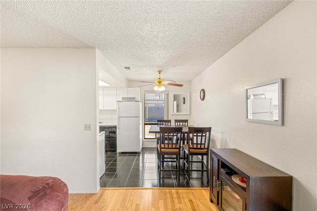 5171 Caliente Street 131, Las Vegas, NV 89119
