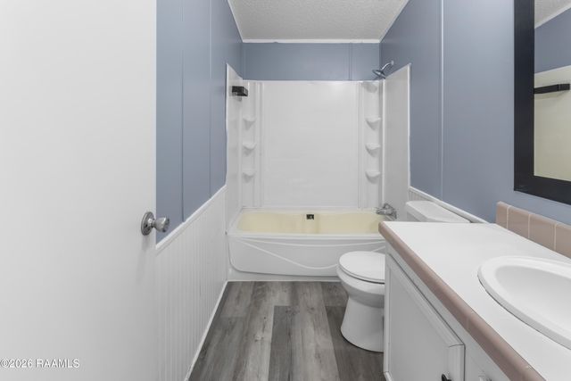 1002 Janine Drive, Youngsville, LA 70592