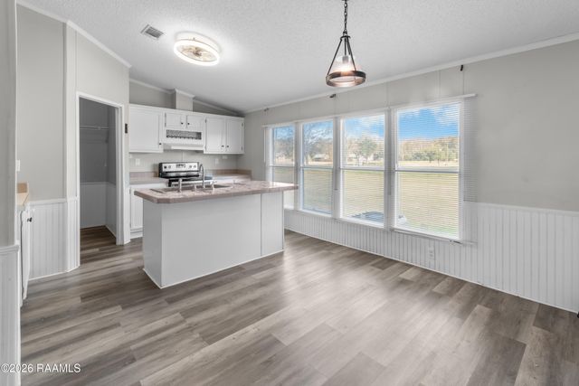 1002 Janine Drive, Youngsville, LA 70592