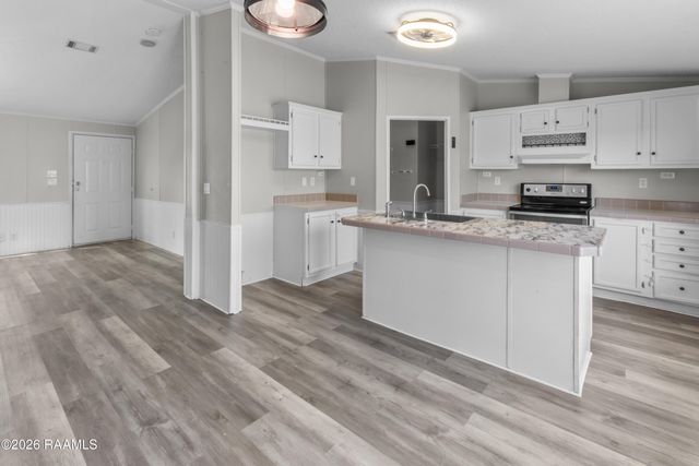 1002 Janine Drive, Youngsville, LA 70592